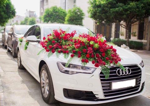 Cần thuê xe hoa hãy liên hệ đến thuexehcm.vn